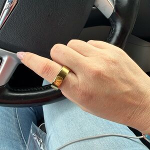 Oura Stylish Gold Wearable Ring